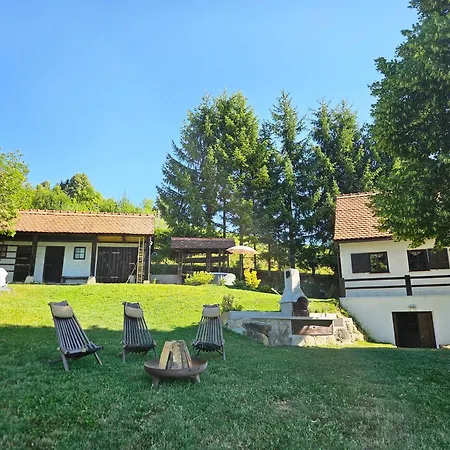 Martin's Family With Hot Tub & Panoramic Views Horská chata