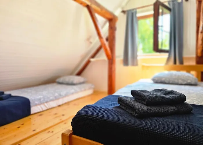 Martin's Family With Hot Tub & Views *